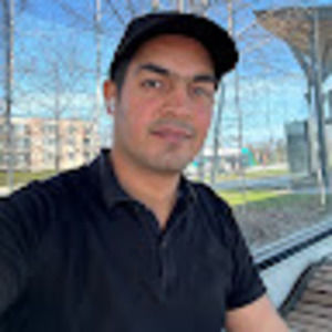 Meet your Posher, Sam